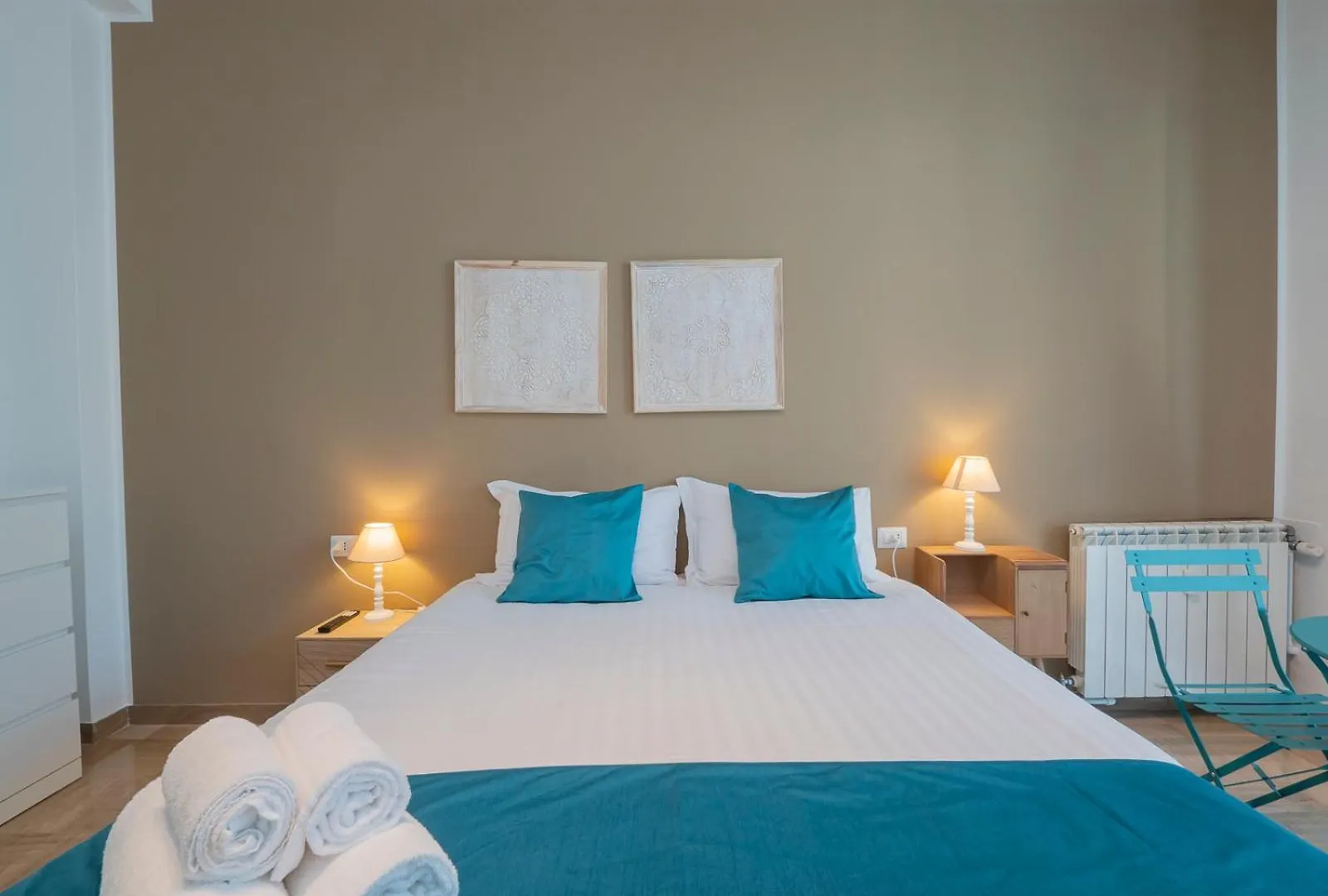 Xenia Apartments - Luminous Suite In Citylife Milaan