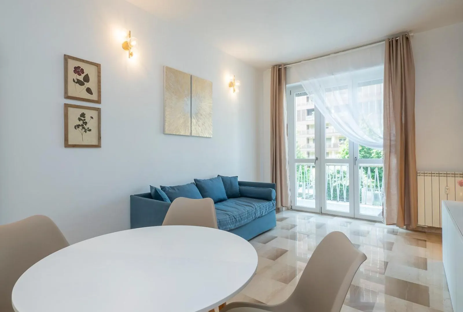 Xenia Apartments - Luminous Suite In Citylife Milaan